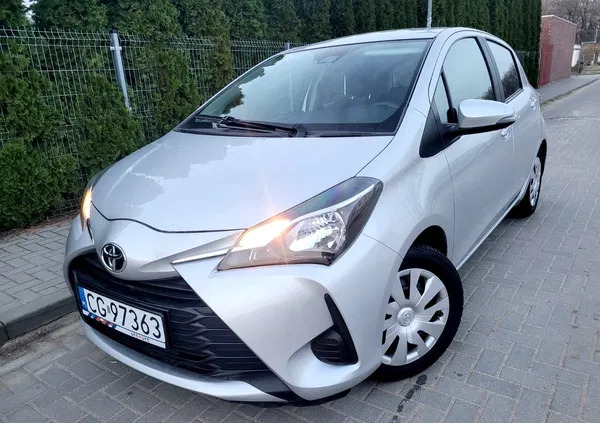 toyota yaris biskupiec Toyota Yaris cena 38500 przebieg: 120292, rok produkcji 2017 z Biskupiec